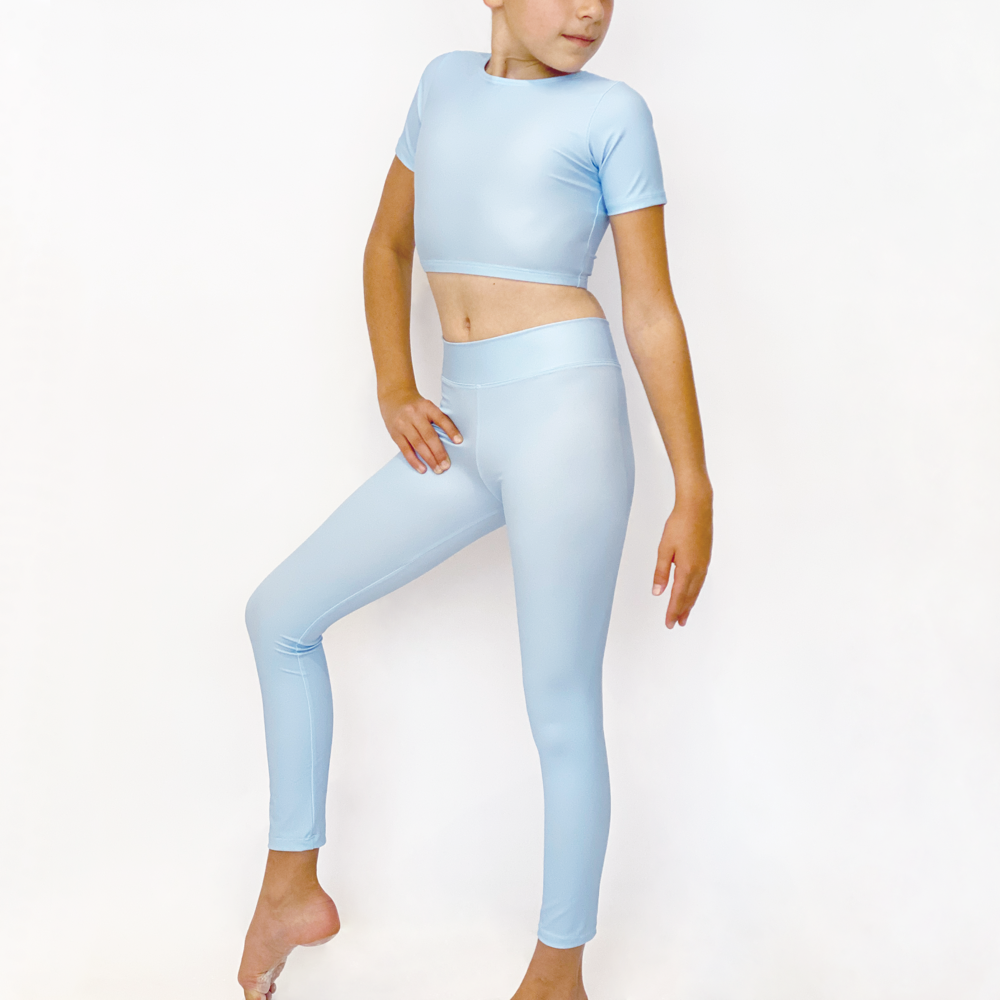 Kikx Crop Top with Short Sleeves in Plain Pastel Blue
