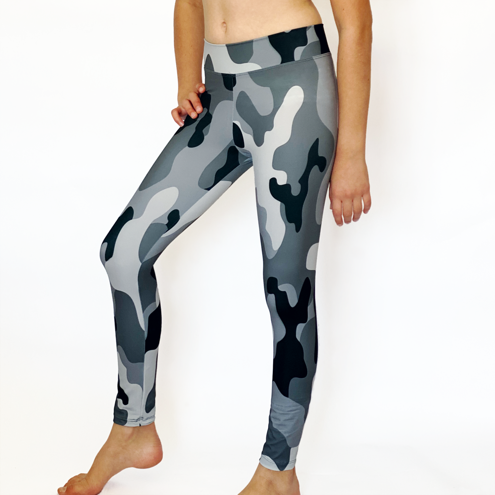 Kikx Full Length Leggings with High Waist in Grey Large Military Camo
