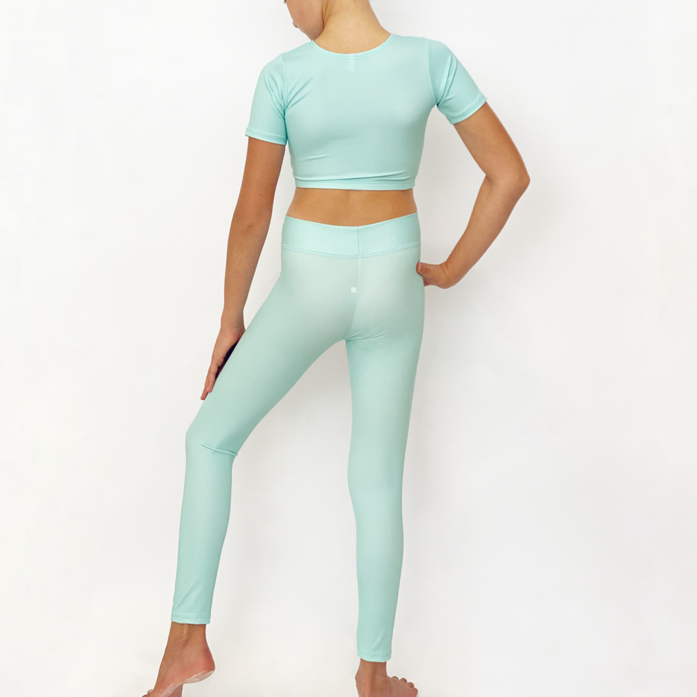 Kikx Full Length Leggings with High Waist in Plain Pastel Green