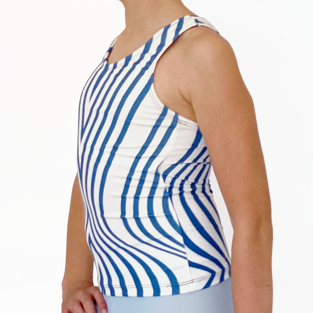 Kikx Kayla Style Sleeveless Full Length Racer Back Top in Large Wavy Illusion Dark Blue on White