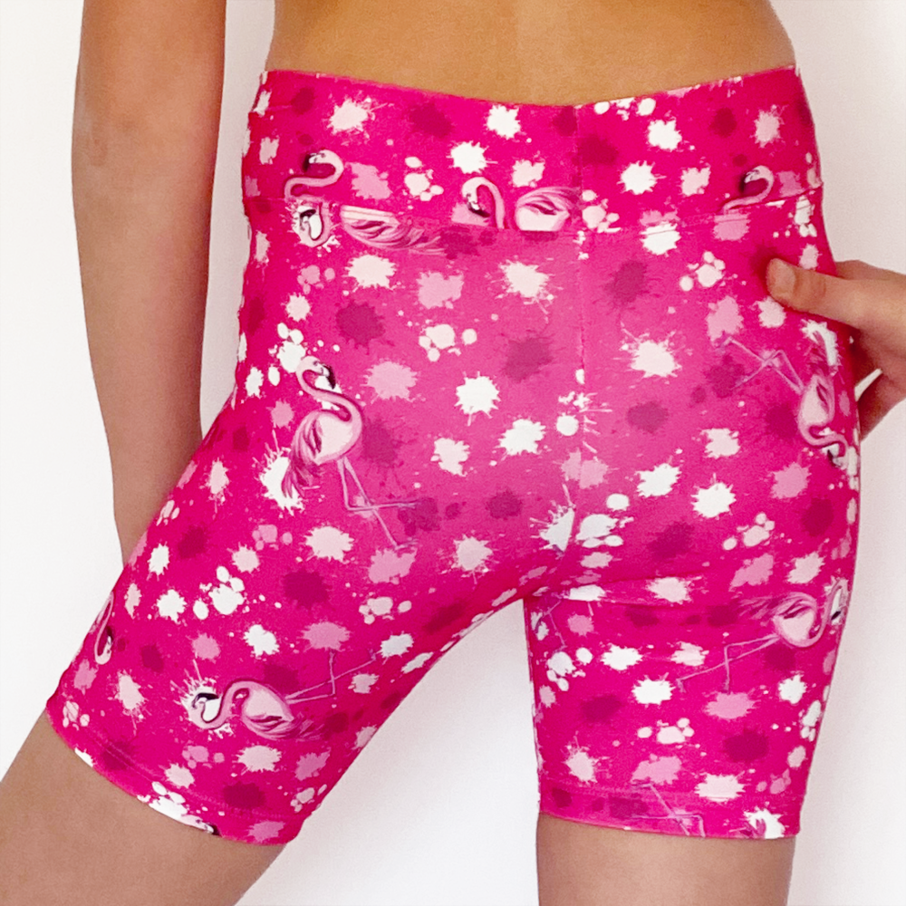 Kikx Mid Thigh Length Leggings with High Waist in Flamingos in Splashes on Bright Pink
