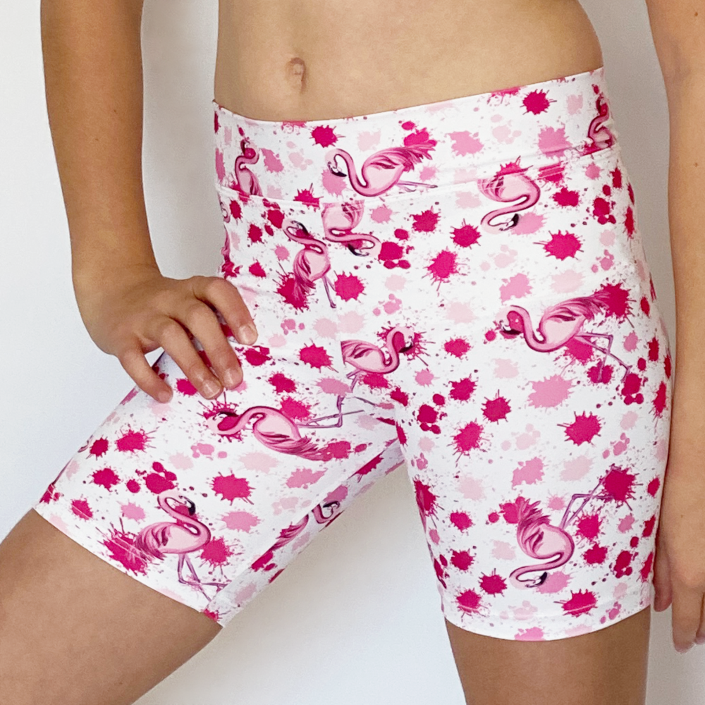 Kikx Mid Thigh Length Leggings with High Waist in Flamingos in Splashes on White